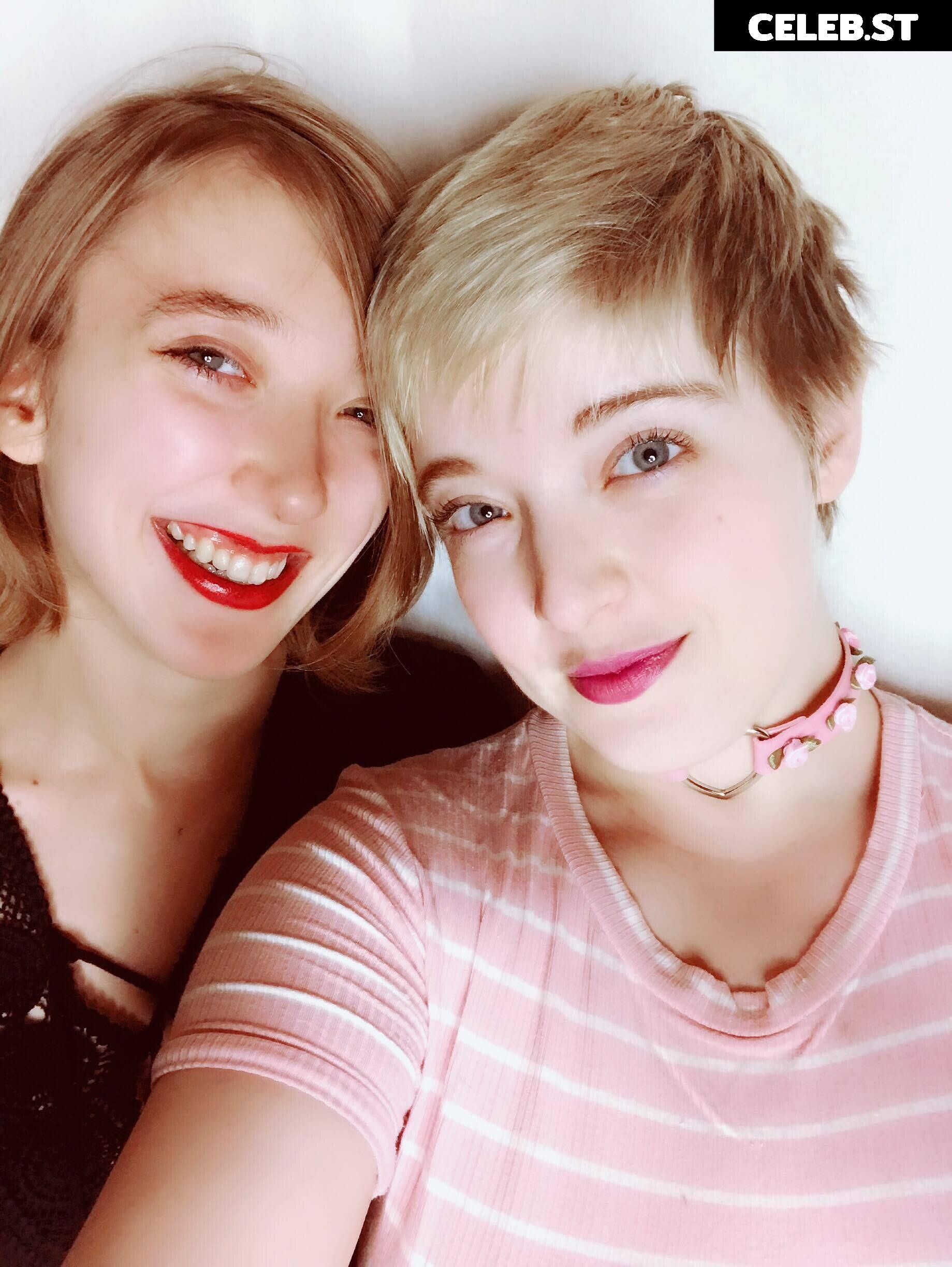 Carmex Image 12522243