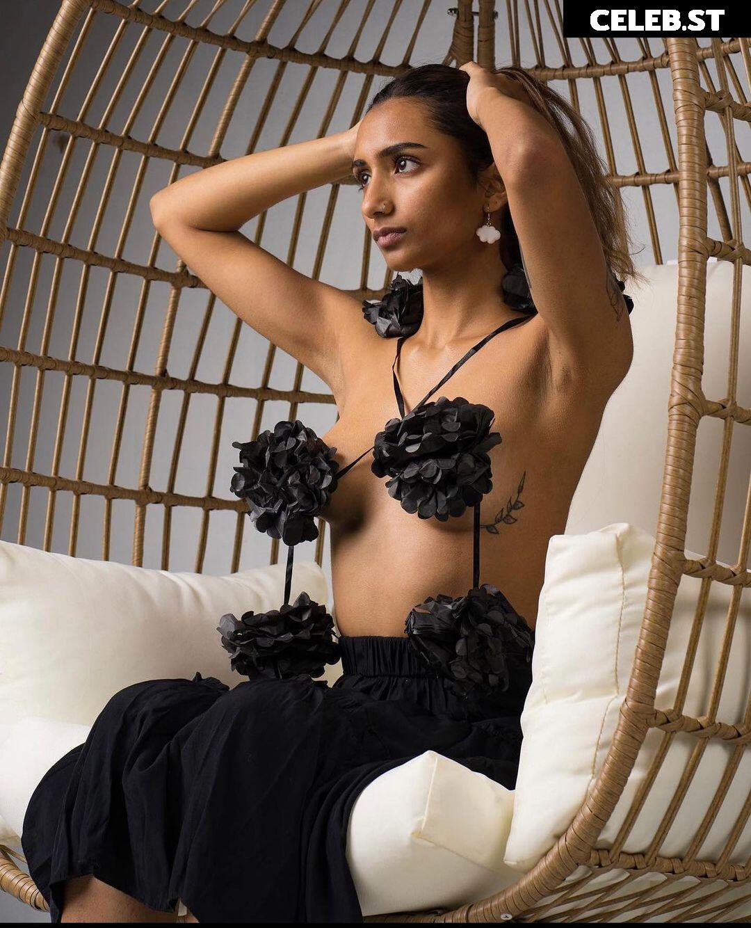Shaghana Doyle | shagisabadword Image 12529895