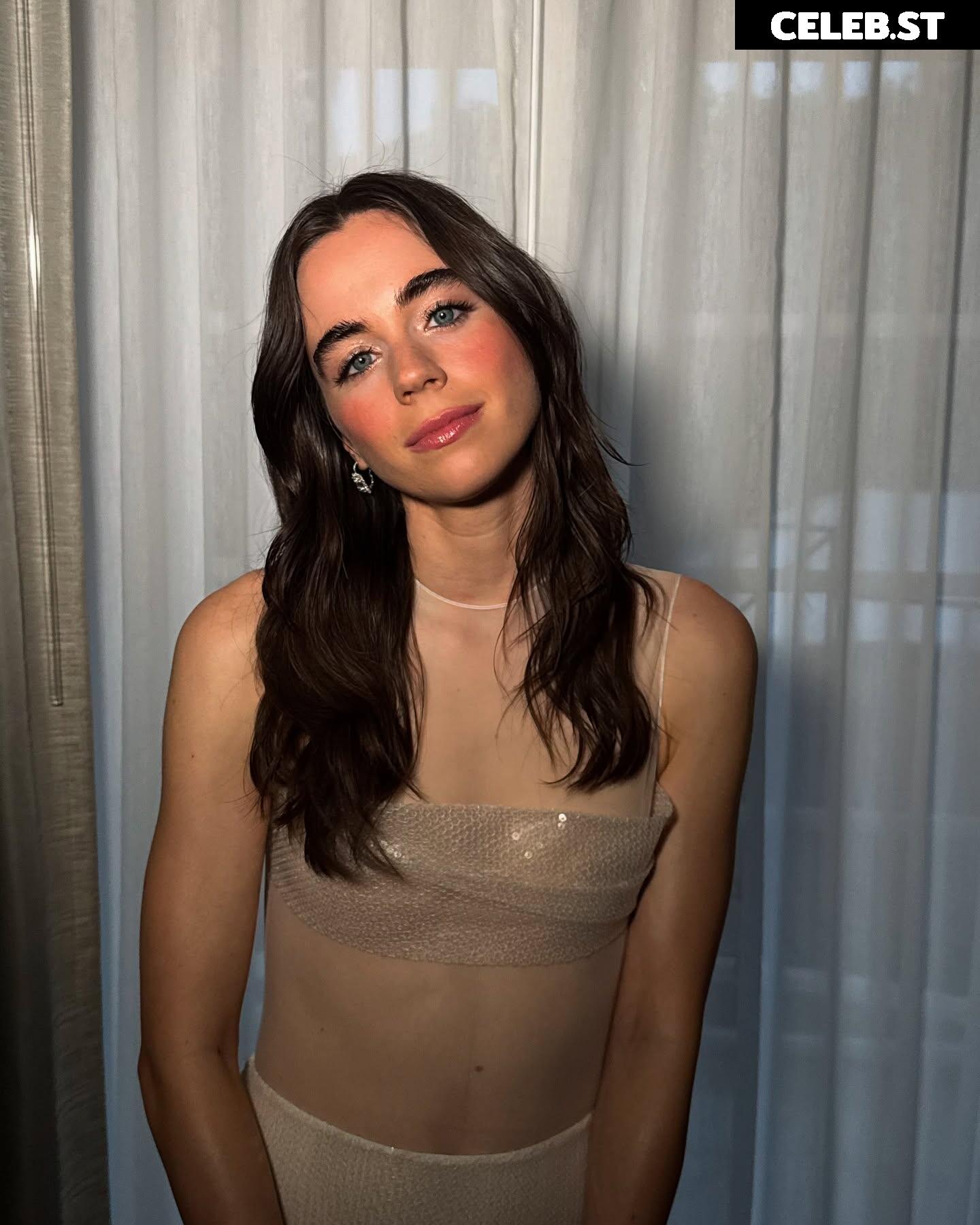 Sarah Desjardins Image 12529327