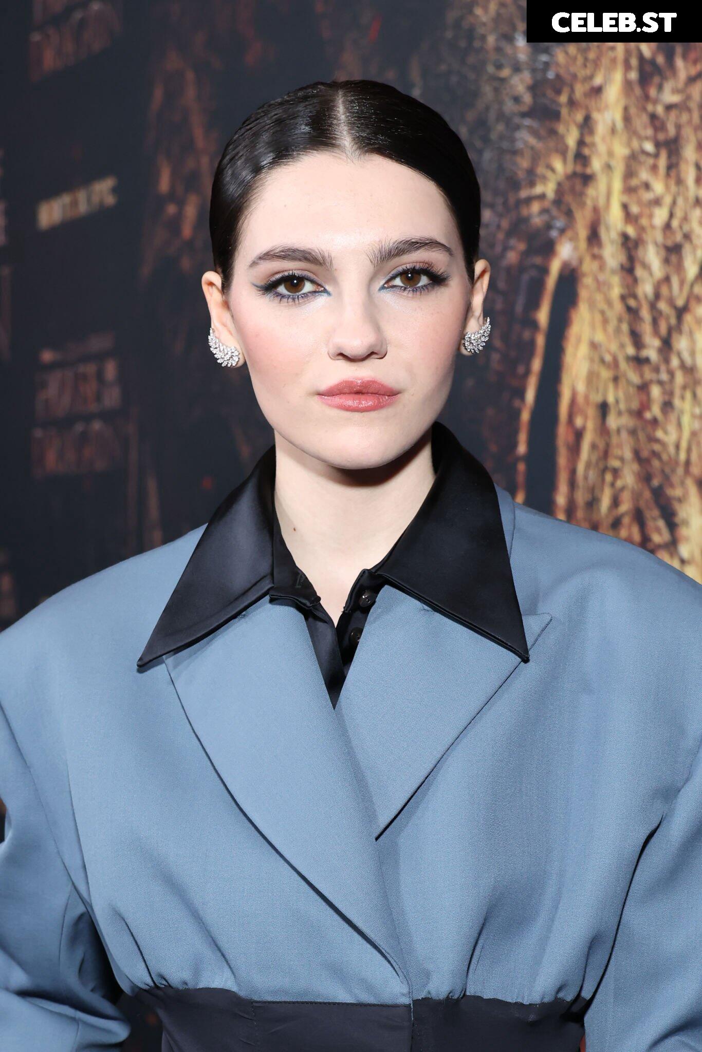 Emily Carey Image 12535425