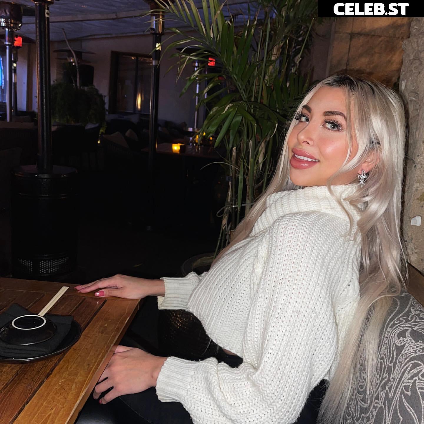 Kiley Fox Image 12535741