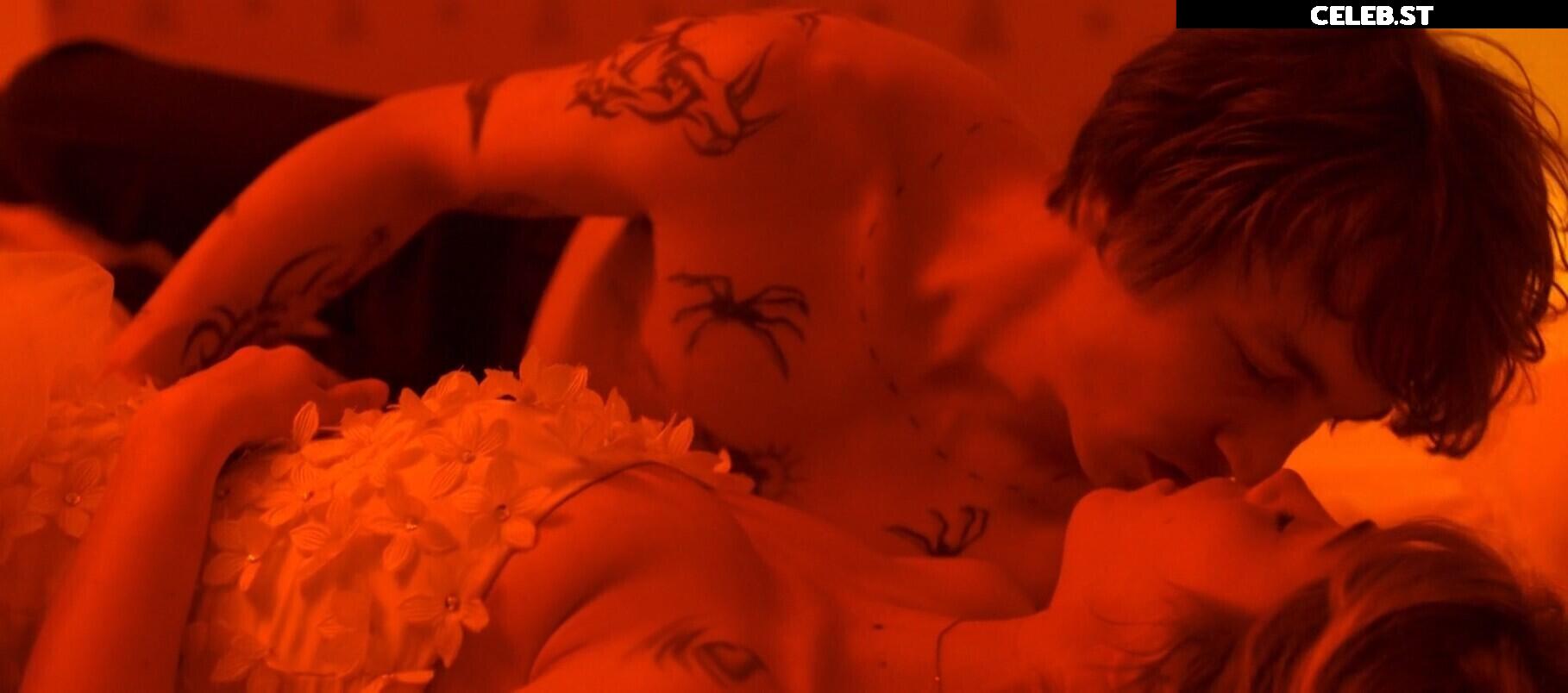 Alice Isaaz Image 12535346