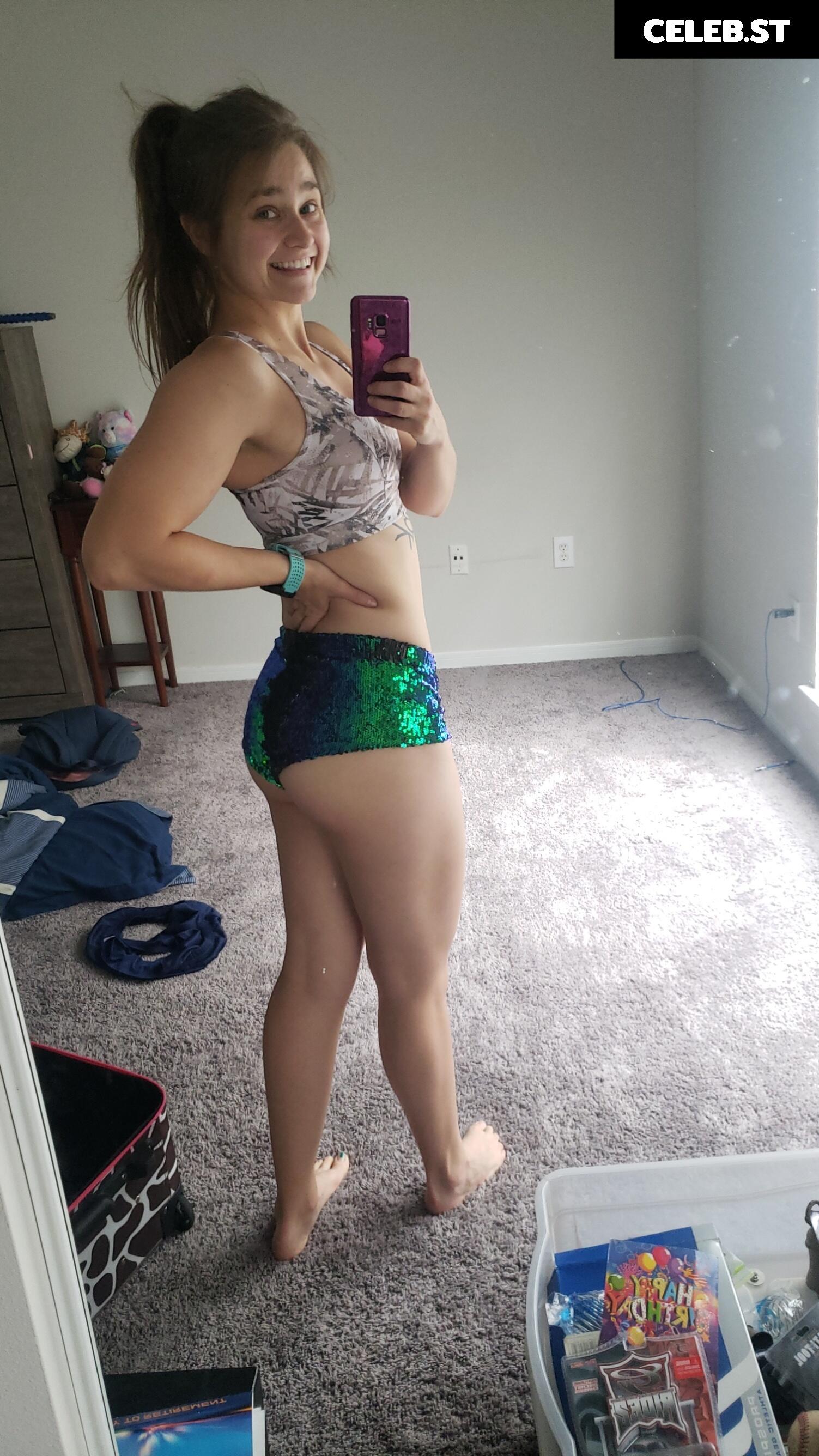 Queen Amber / thefittestfeet / returnofthe-A / abaggz Image 12508496