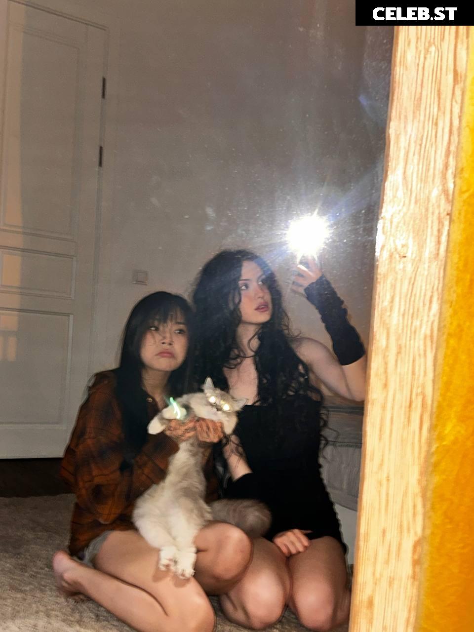 chr1swave Image 12504733