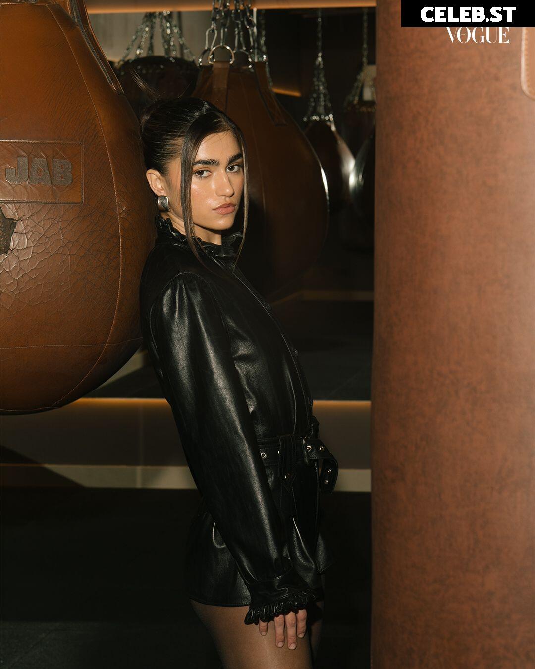 Rayna V Image 12504668