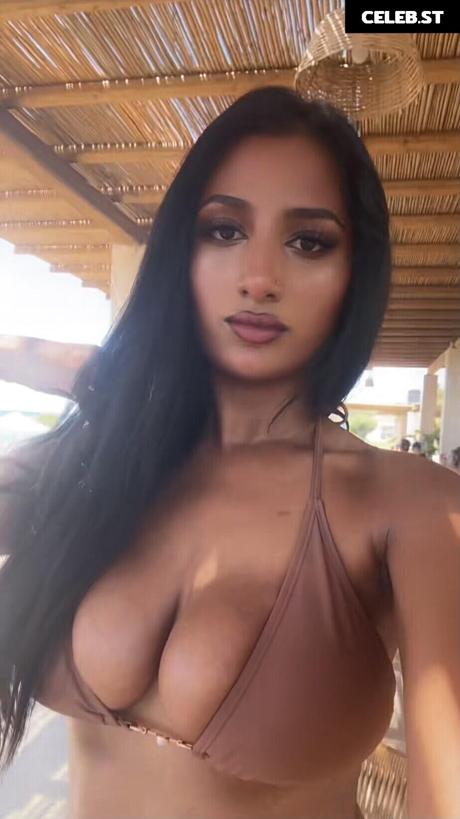 _riya.b_  |  riya.b_ | Riya B 🇧🇩 Image 12504093