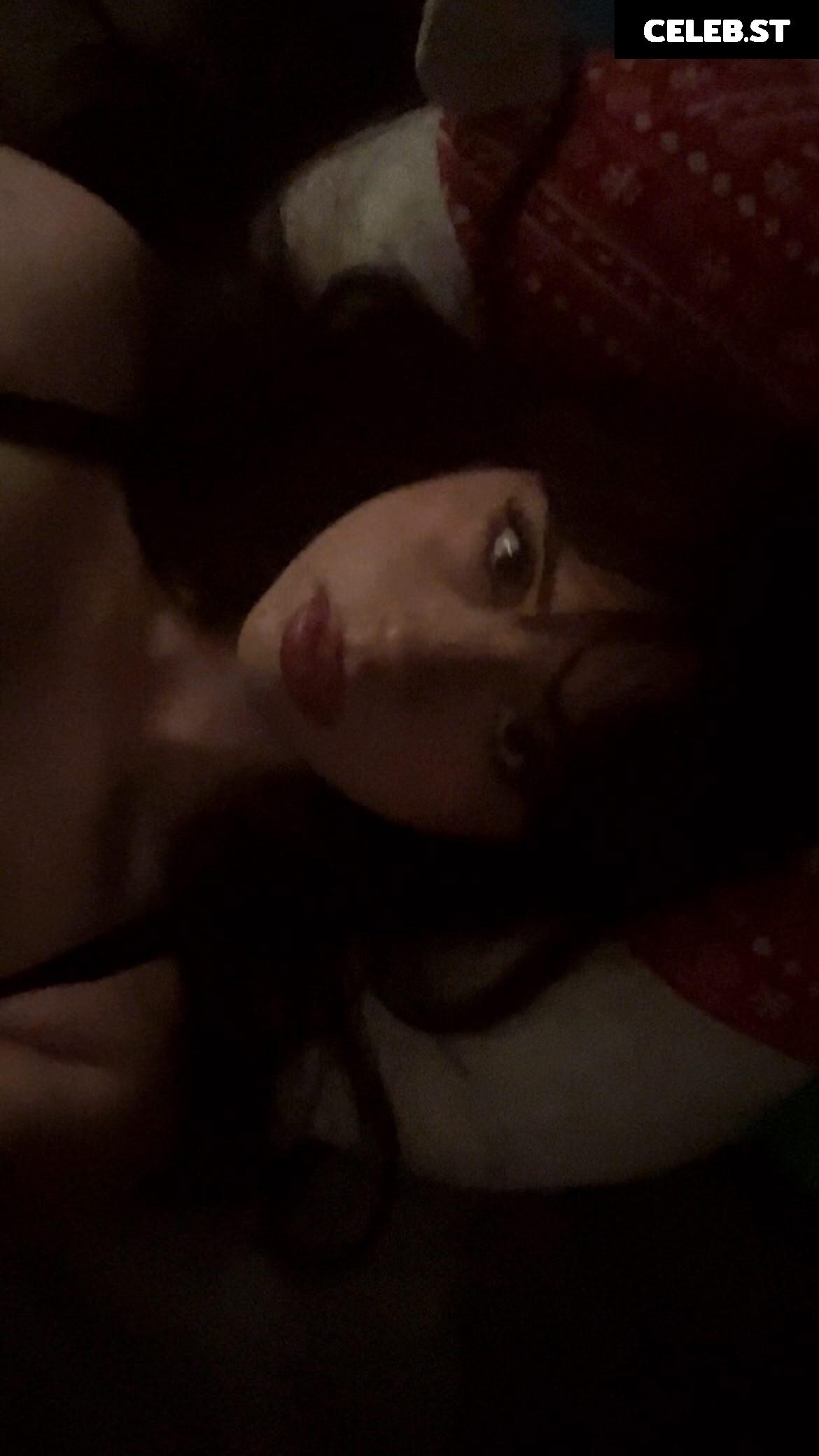 Liv @littlelivbug Image 12507318