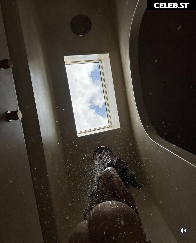 Mikaela Testa / @mikaelatestaa / @mikkimouse404 Image 12594153