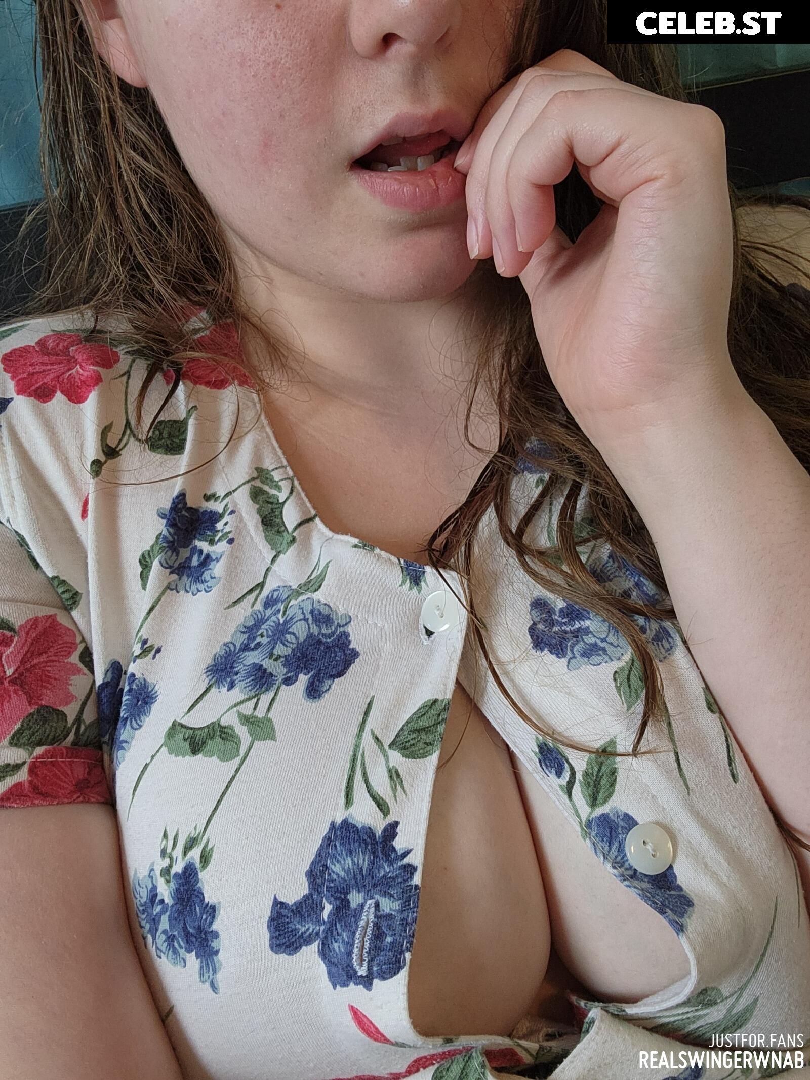 Swingerwanabe | LouisvilleCuckCouple | amber_hotwife | Amber Wanabe Image 12596316