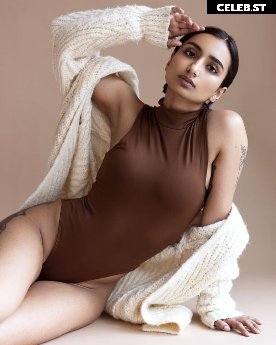 Shaghana Doyle | shagisabadword Image 12596204