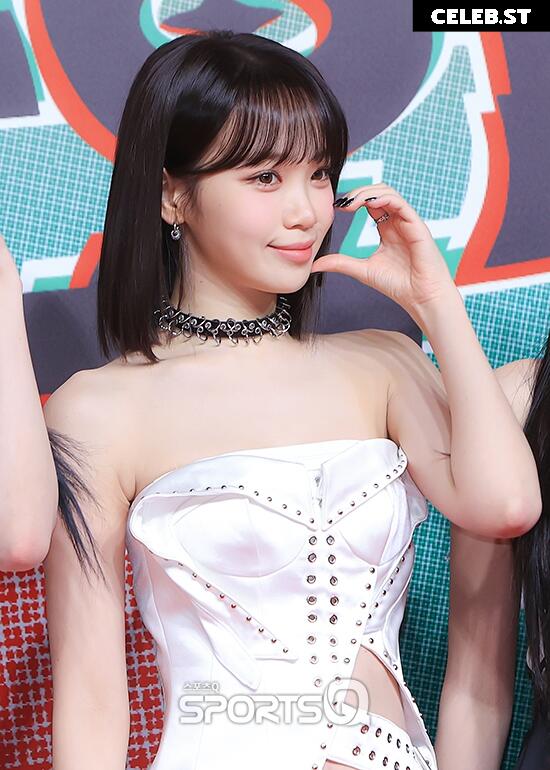 Kim Chaewon 김채원 [Le Sserafim] Image 12593614