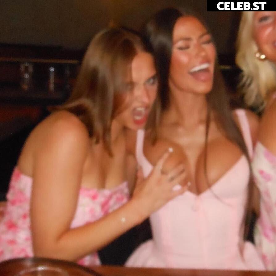 Morgan Hampton - morgannhampton Image 12580916