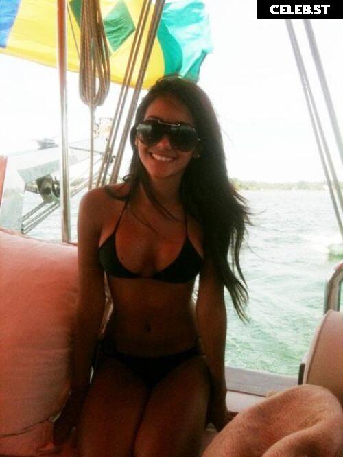 Melanie Iglesias Image 12450177