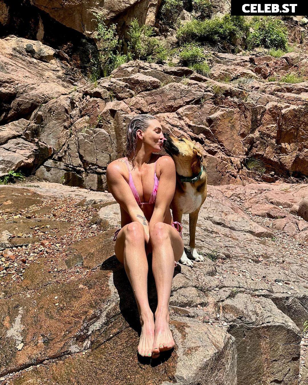 Mikaela Mayer Image 12450338