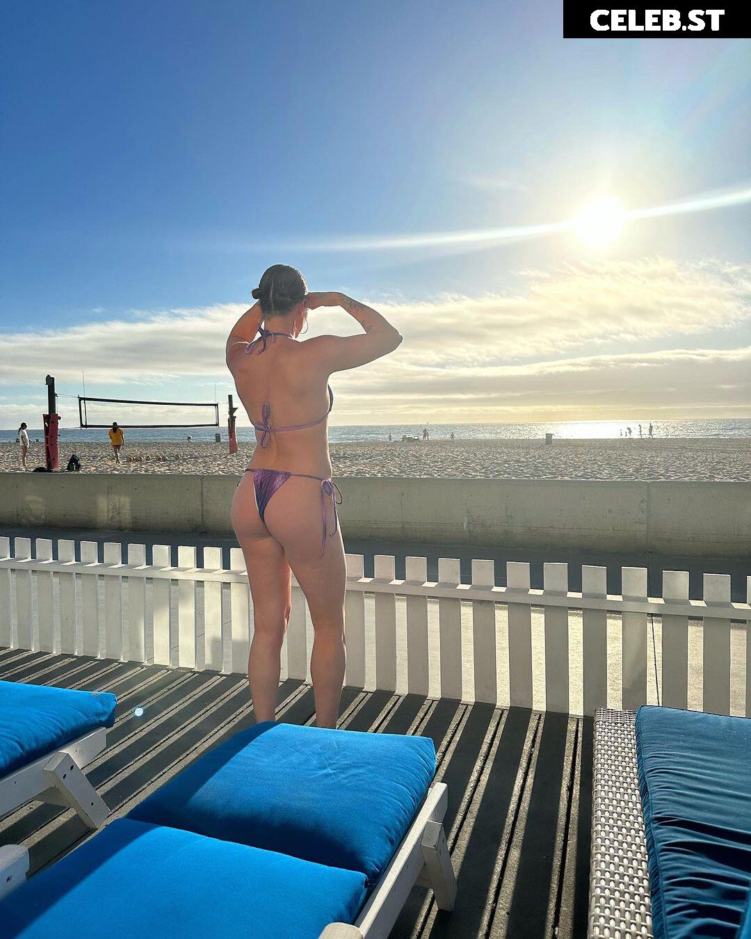 Mikaela Mayer Image 12450351