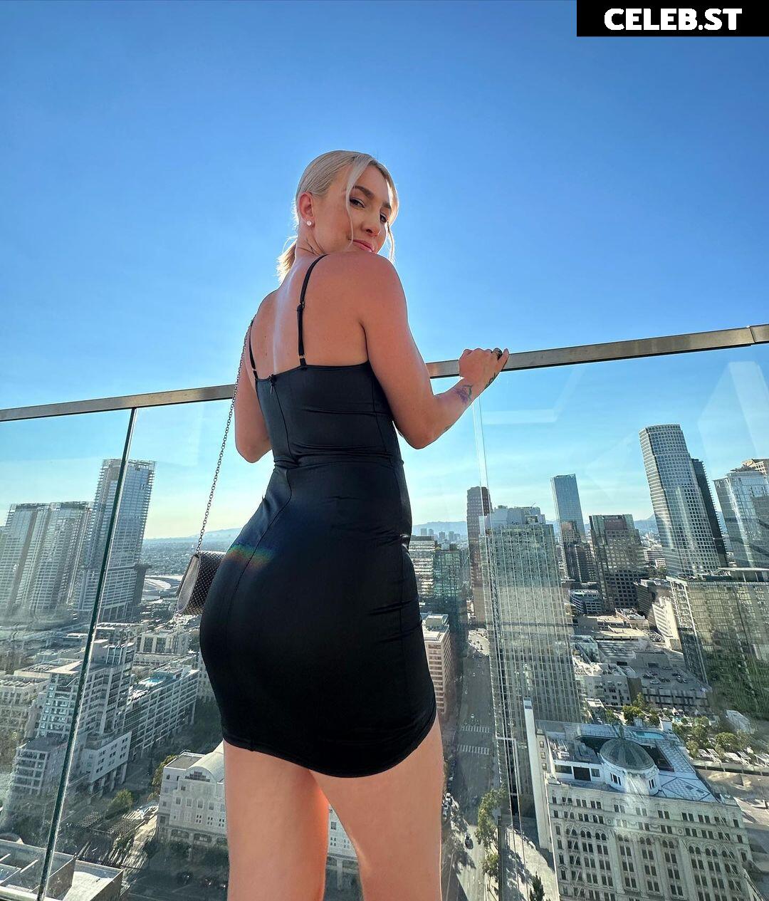 Mikaela Mayer Image 12450345