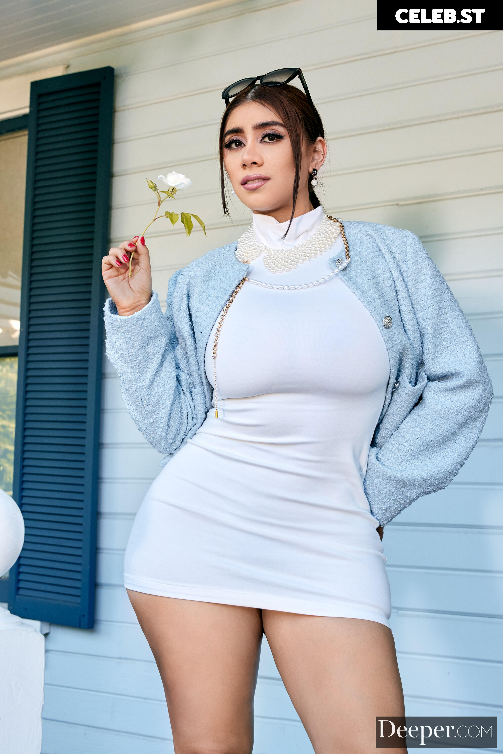Violet Myers Image 1246290