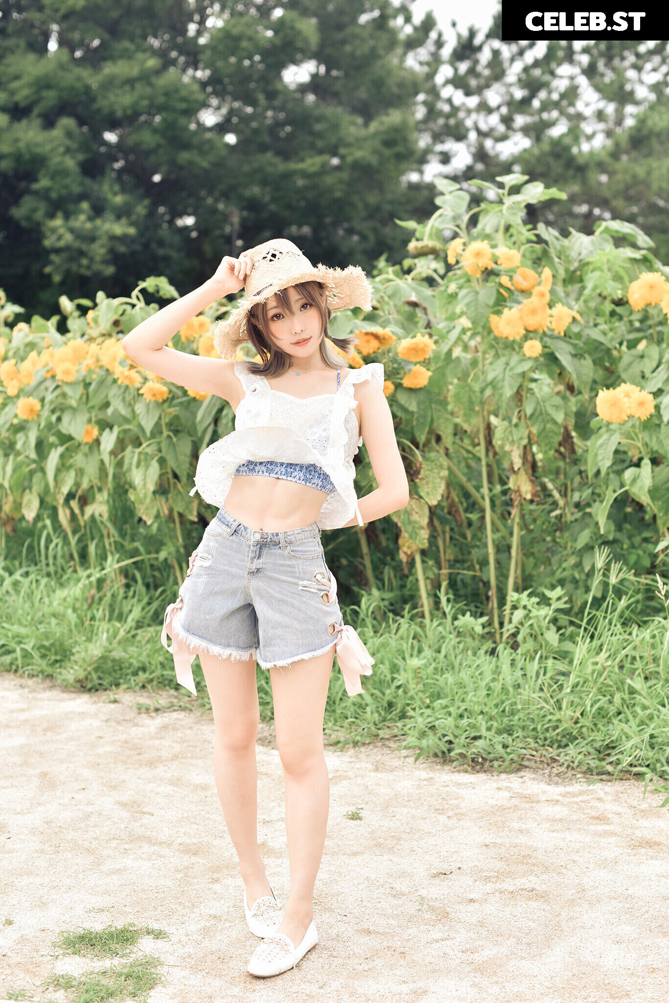 eeelyeee (Ely Cosplay) Image 12477842