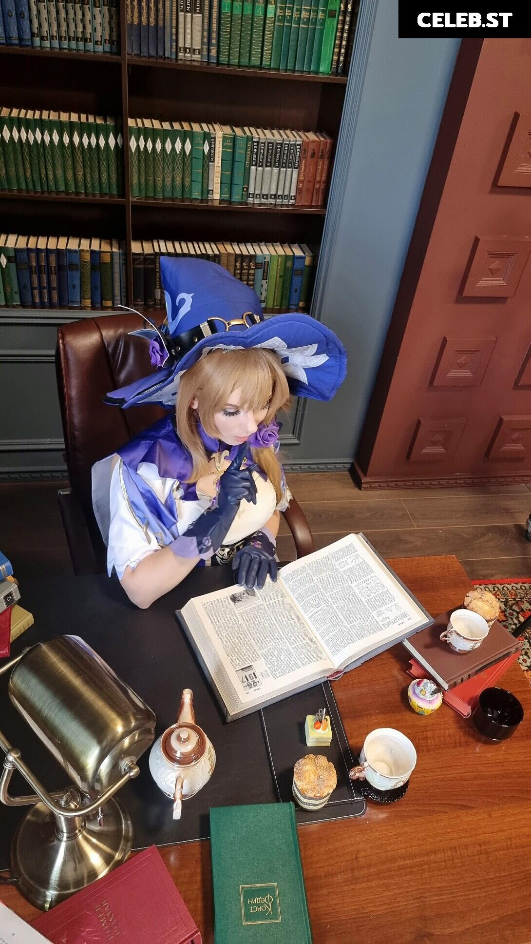 AGflower Cosplay Image 12477426