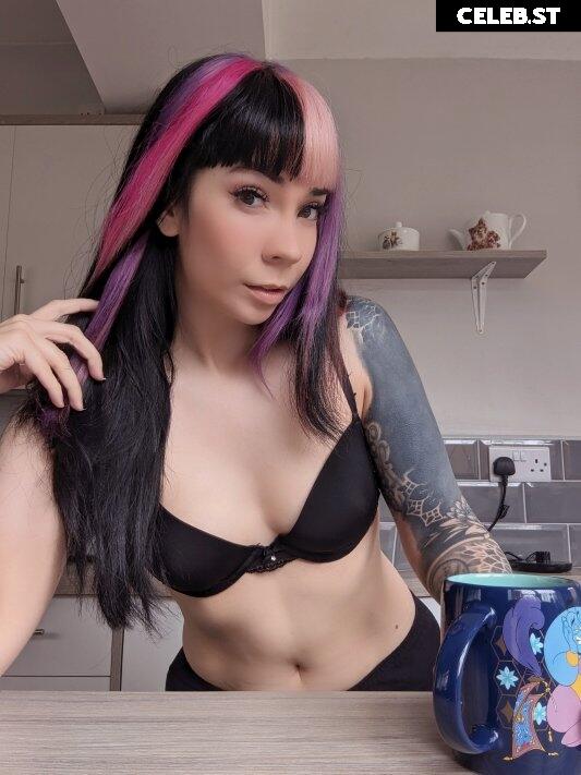 Chloe Drinkwater (Skarlett Riot Singer) Image 12476594