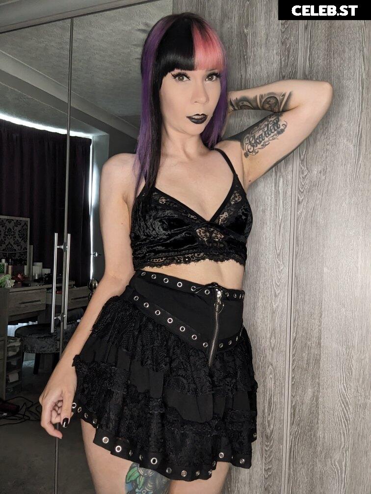 Chloe Drinkwater (Skarlett Riot Singer) Image 12476639