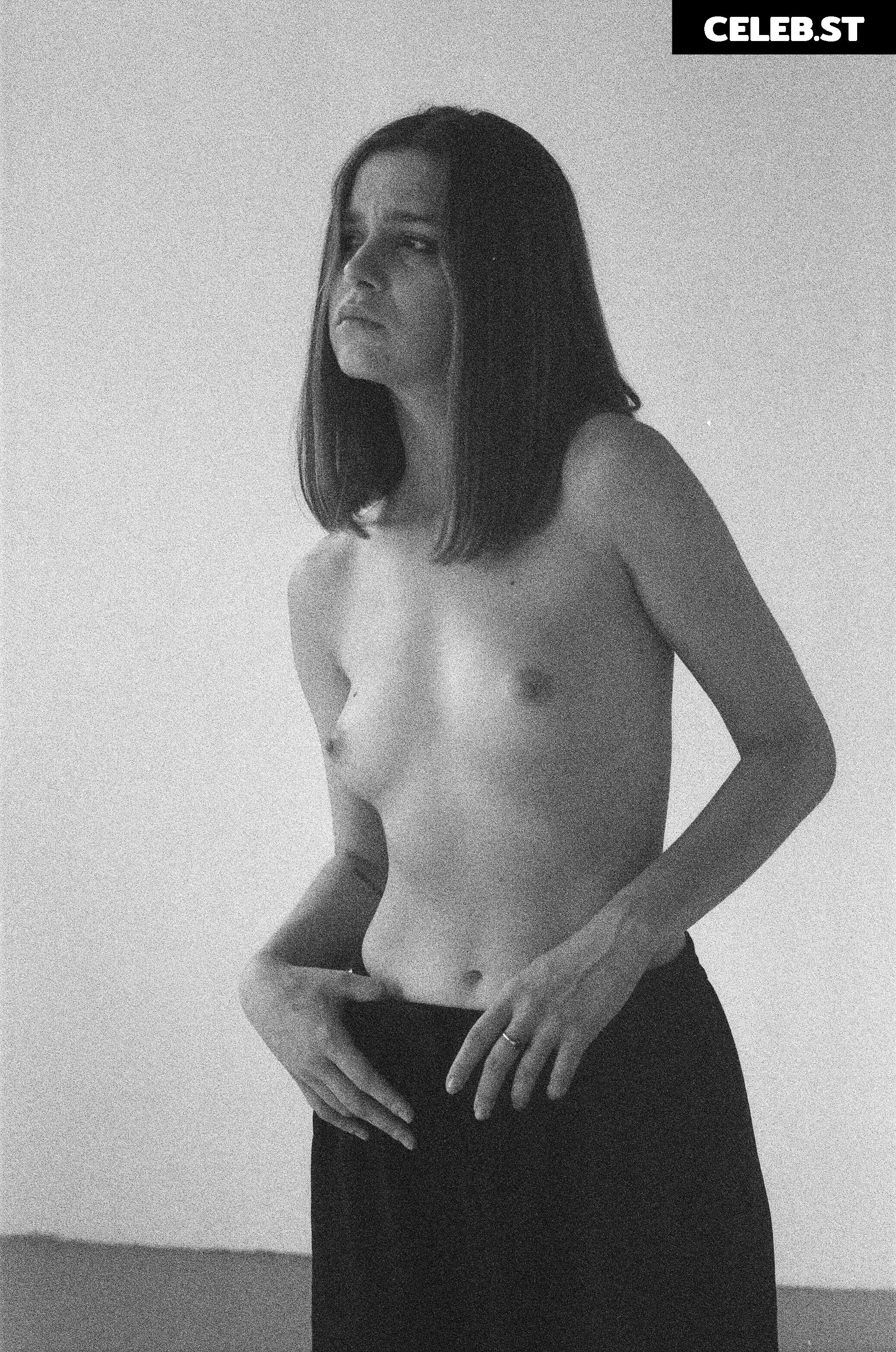 Liza Voroncova Image 12444951