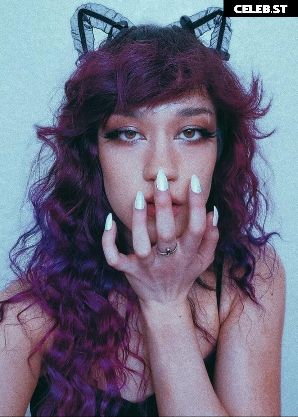 QueenTofu Image 12417916