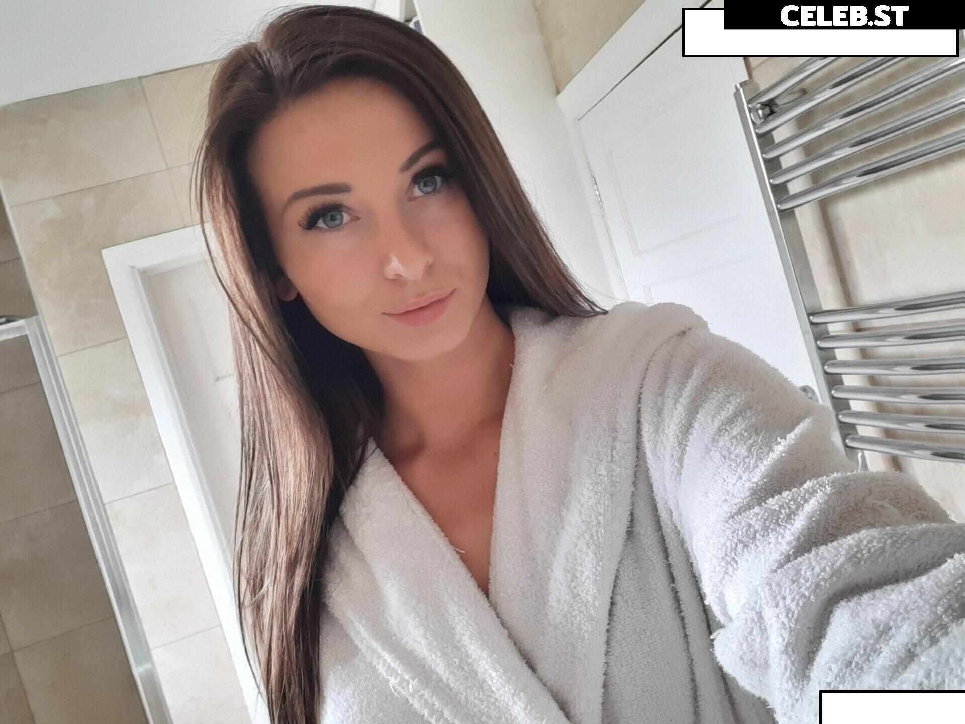 officially.emm Image 12417590