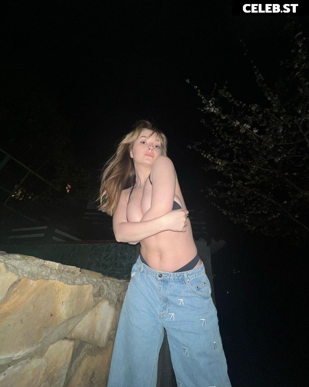 Alyona Bobrova / bobriha (БОБРИХА) Image 12417376