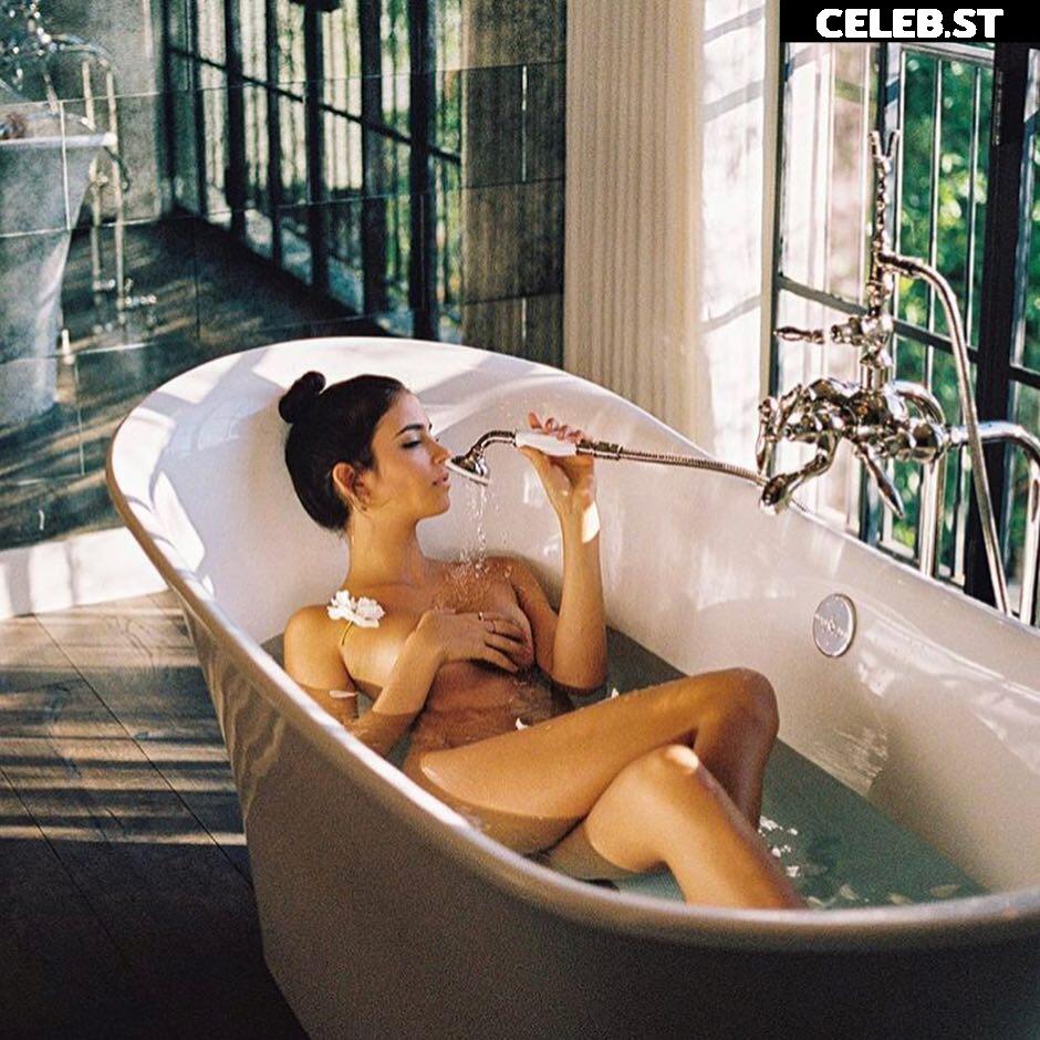 Elisha &amp; Renee Herbert Image 12416674