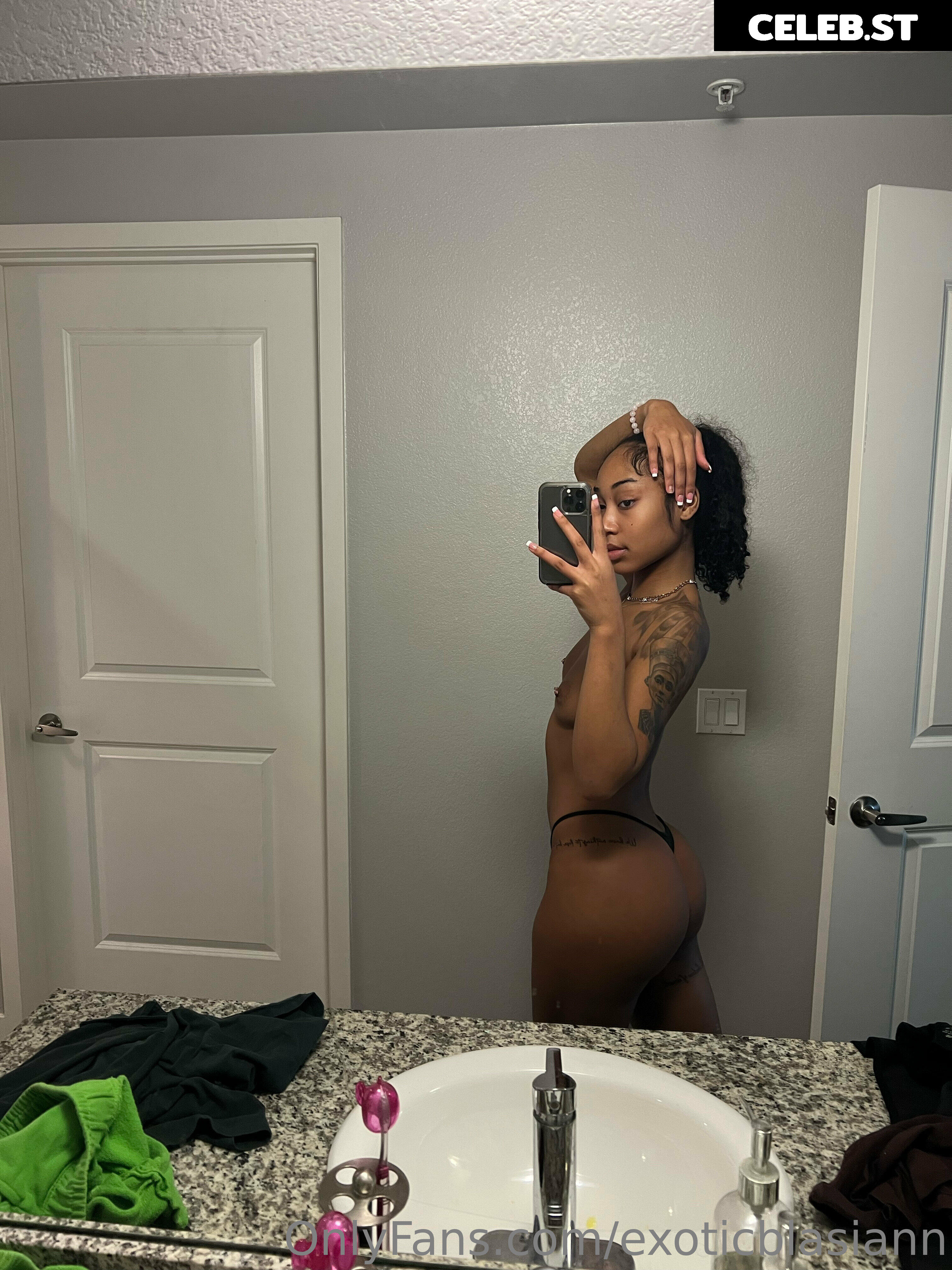exoticblasiann / Creamiest freshman on OF Image 12412524