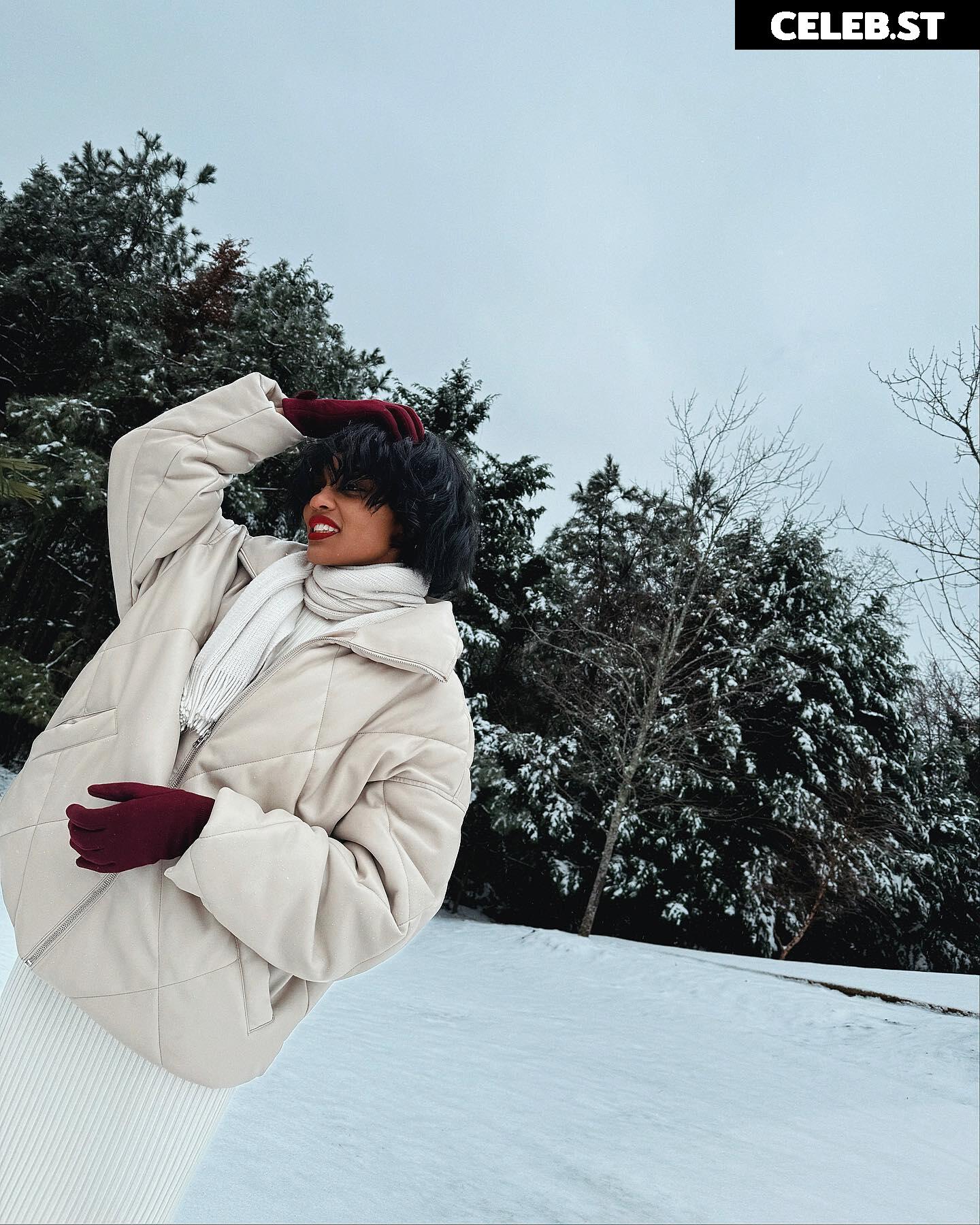 China Anne McClain Image 12419971
