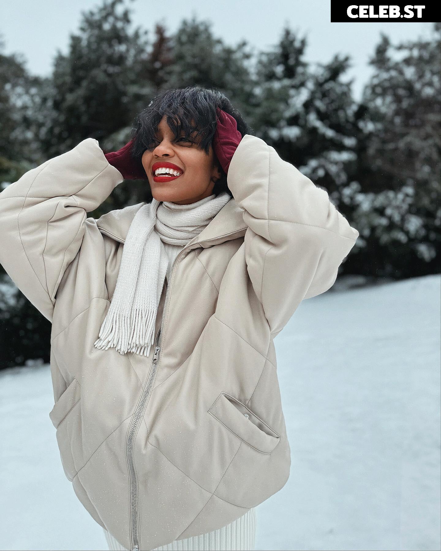 China Anne McClain Image 12419970