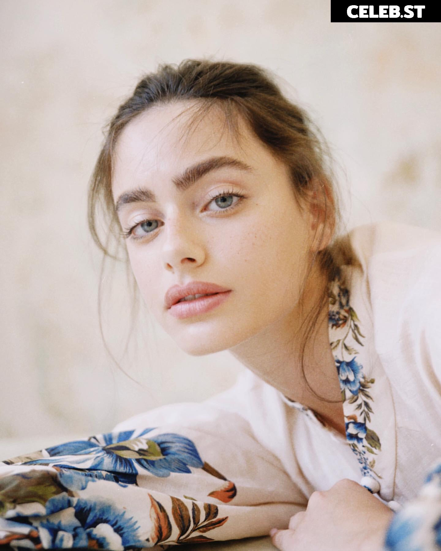 Yael Shelbia Image 12425427