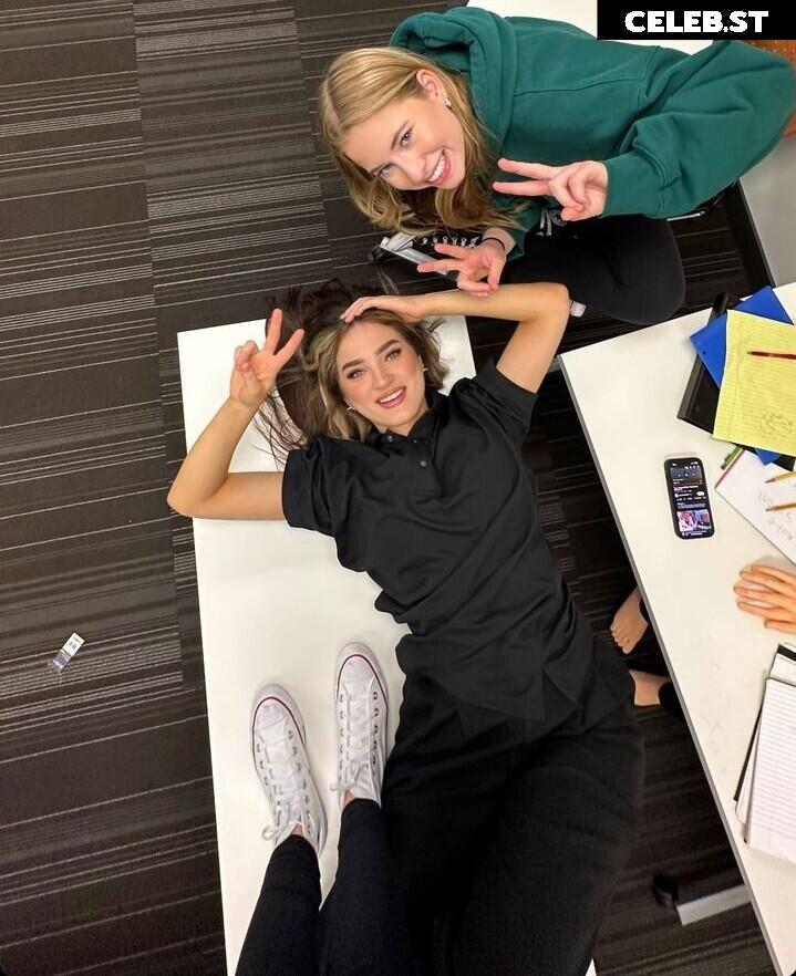 Savanah Moss Image 12427852