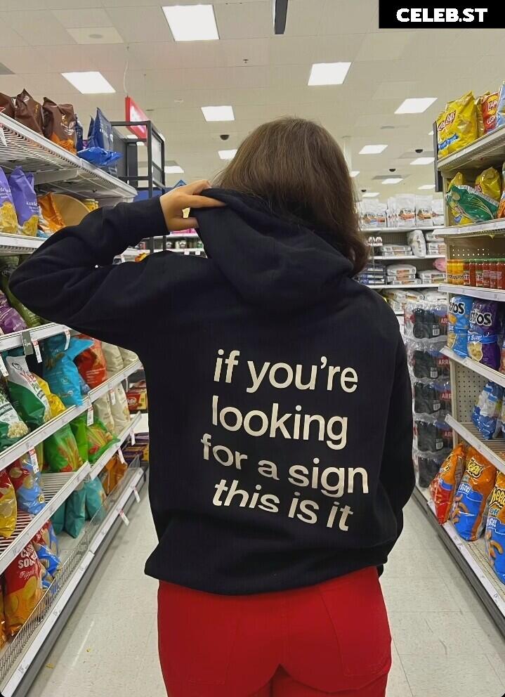 Savanah Moss Image 12427855