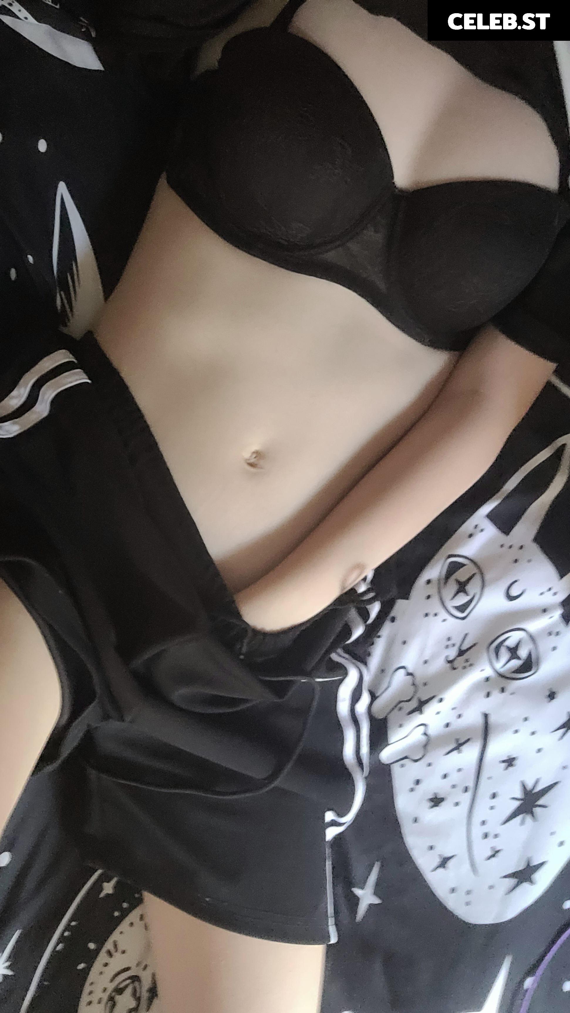 shy_spice Image 12427407