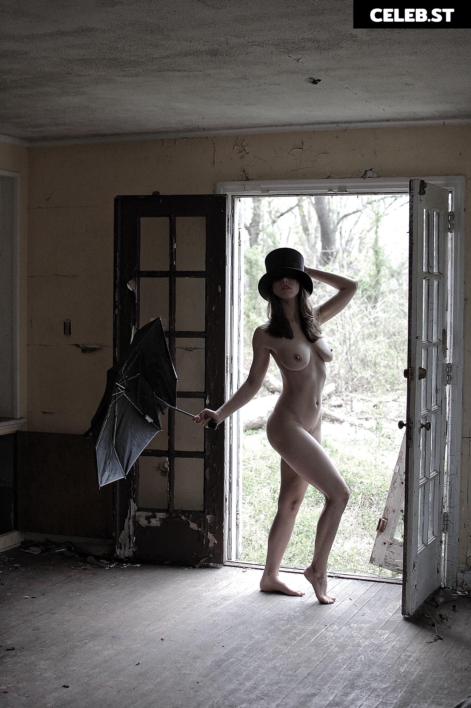 Green_Eyed_Nymph Image 12421286