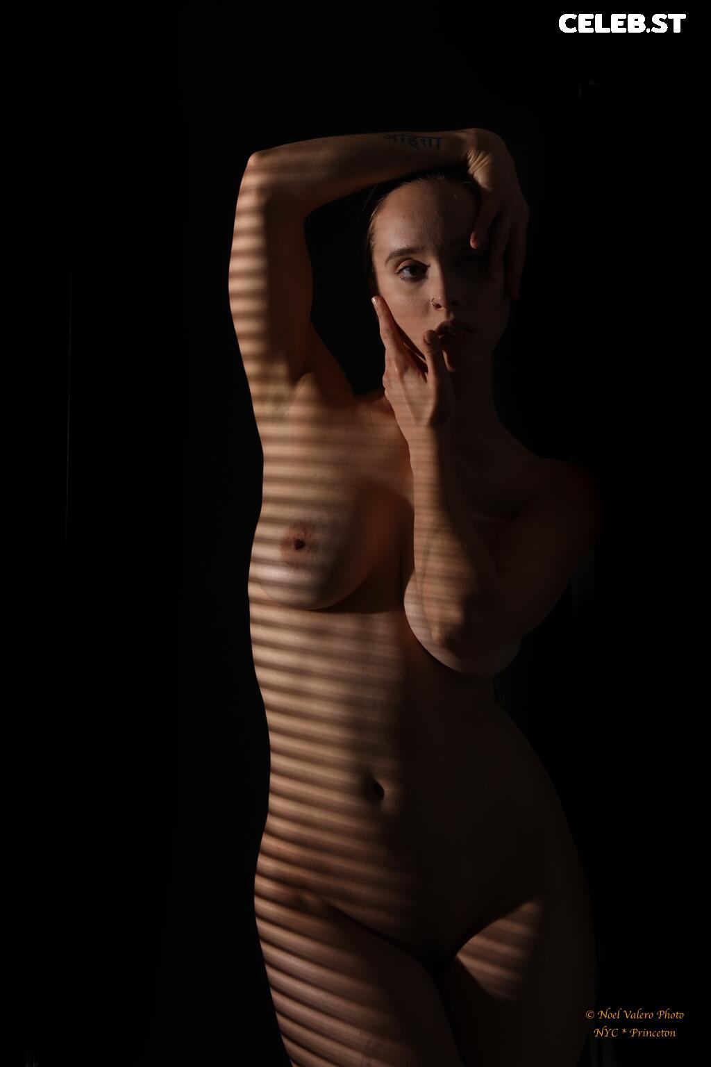 Green_Eyed_Nymph Image 12421266