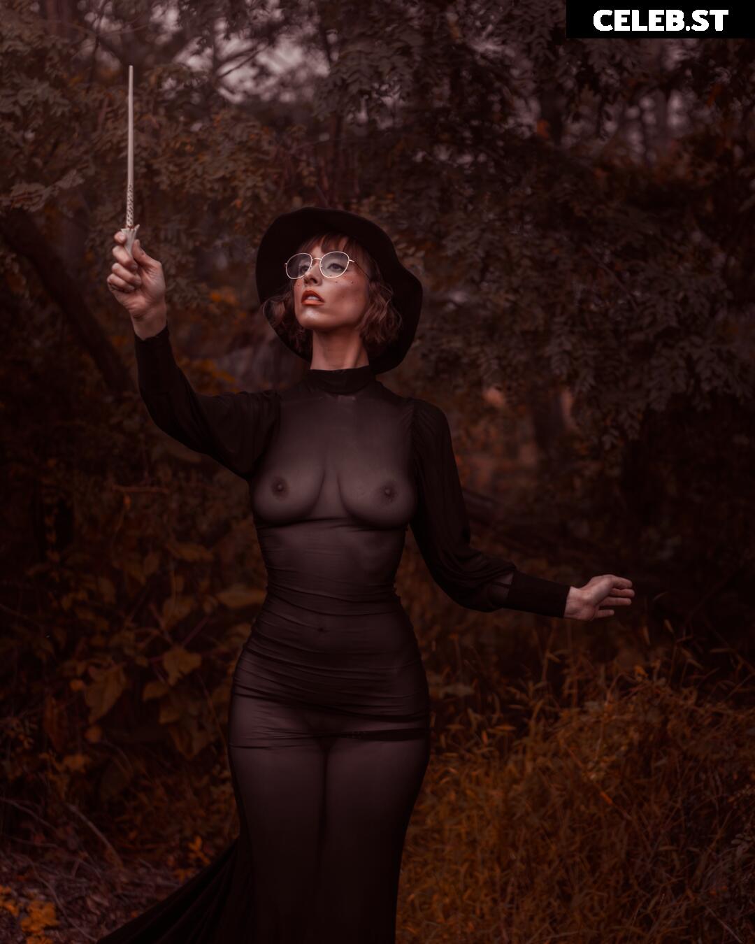 Green_Eyed_Nymph Image 12421253