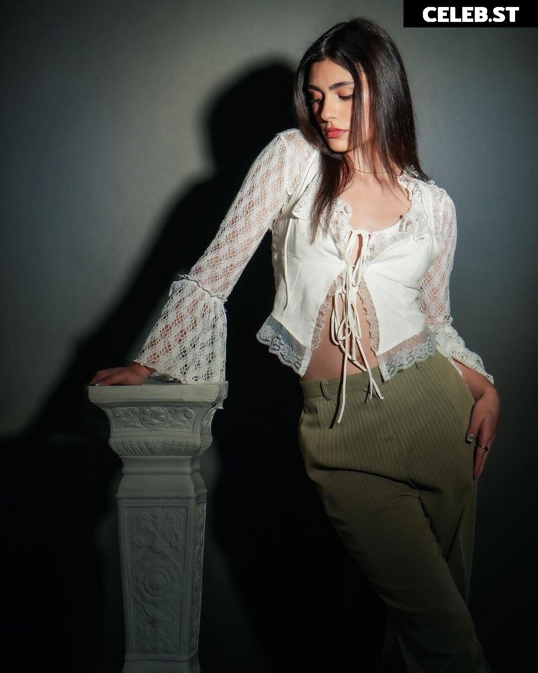 Yasmeen Fletcher Image 12420417