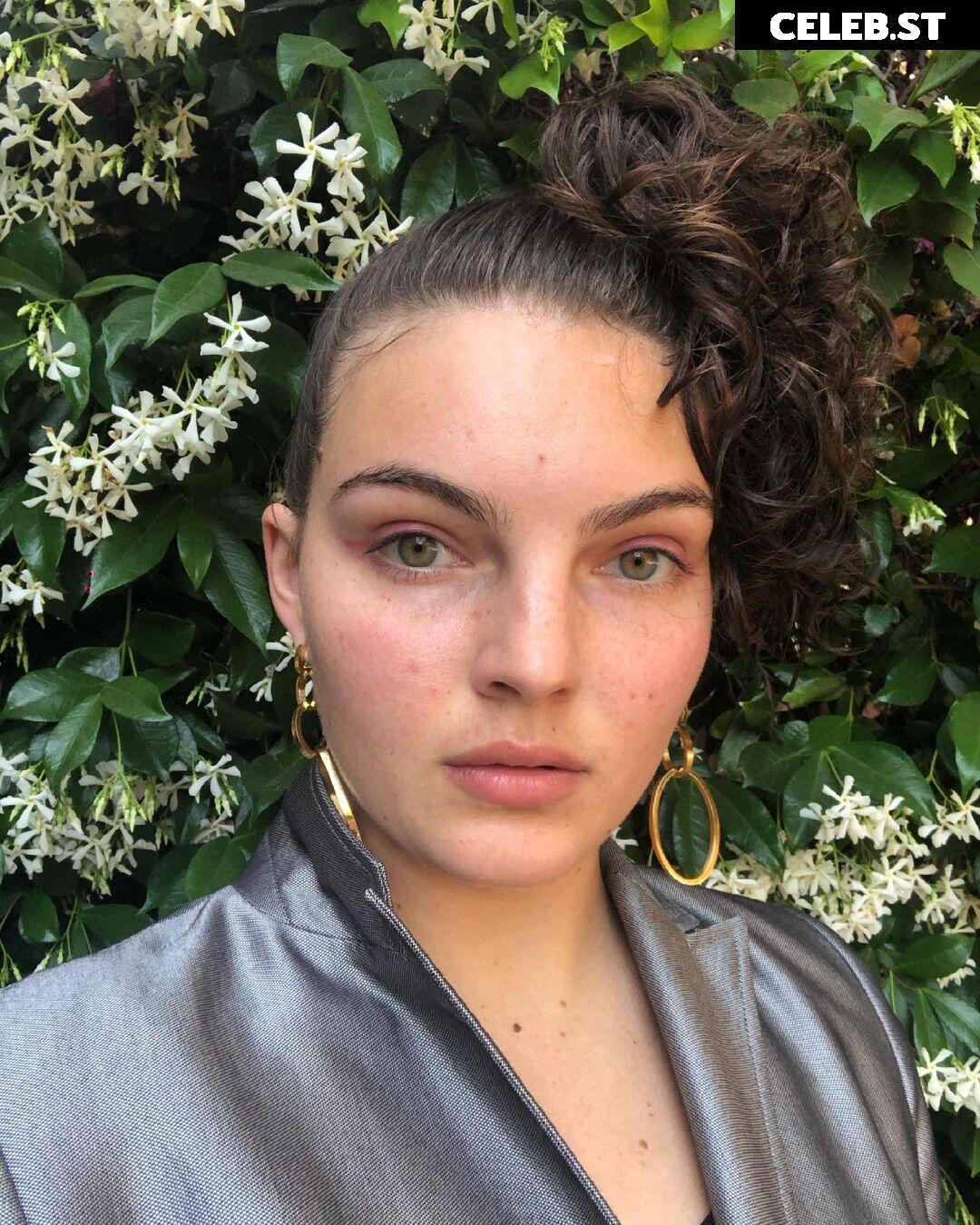Camren Bicondova Image 12420177