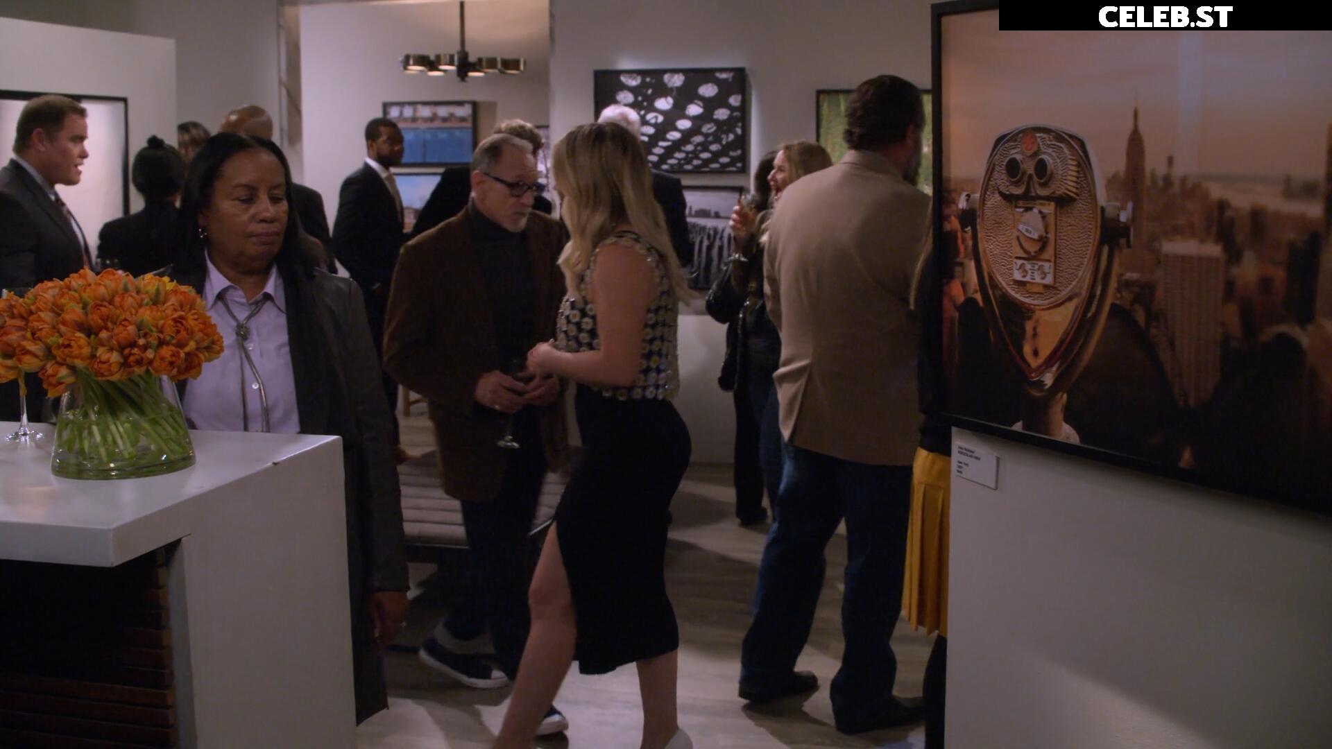 Hilary Duff Image 12420003