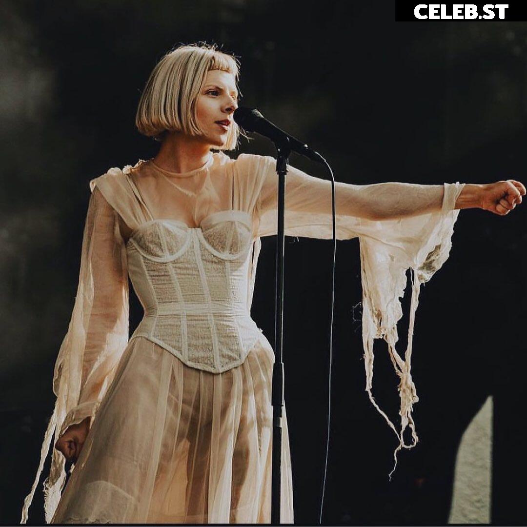 Aurora Aksnes (singer) Image 12420245