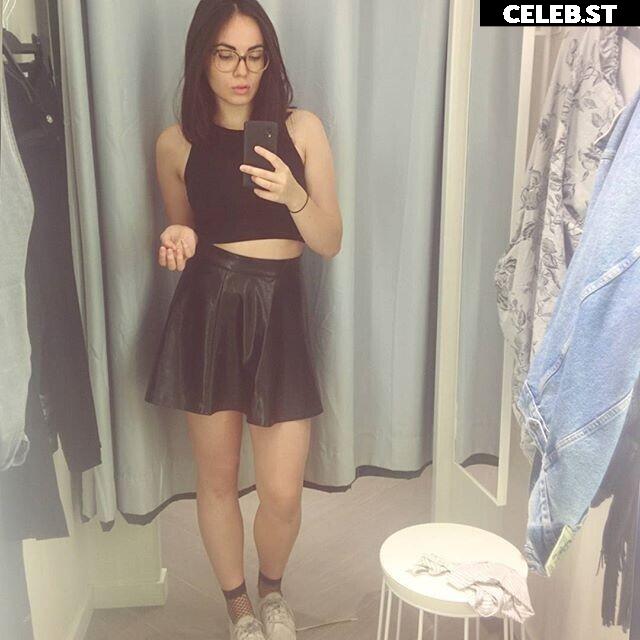 Agathe Auproux Image 12435613