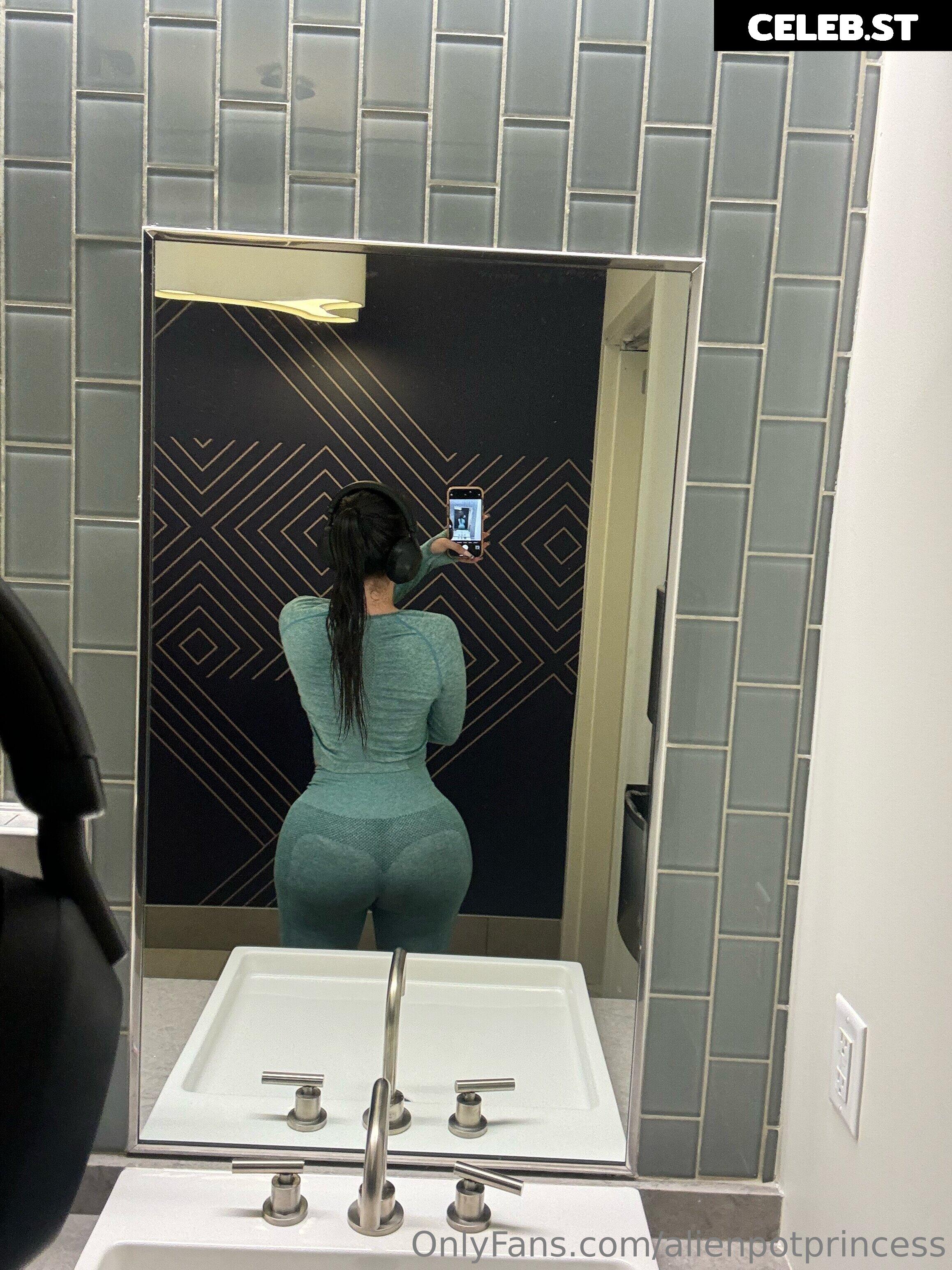 AlienPotPrincess Image 12434800