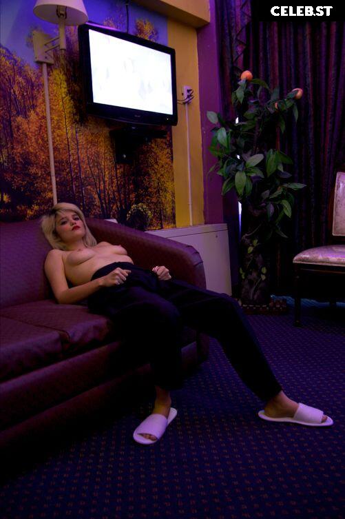 Sky Ferreira Image 12431335