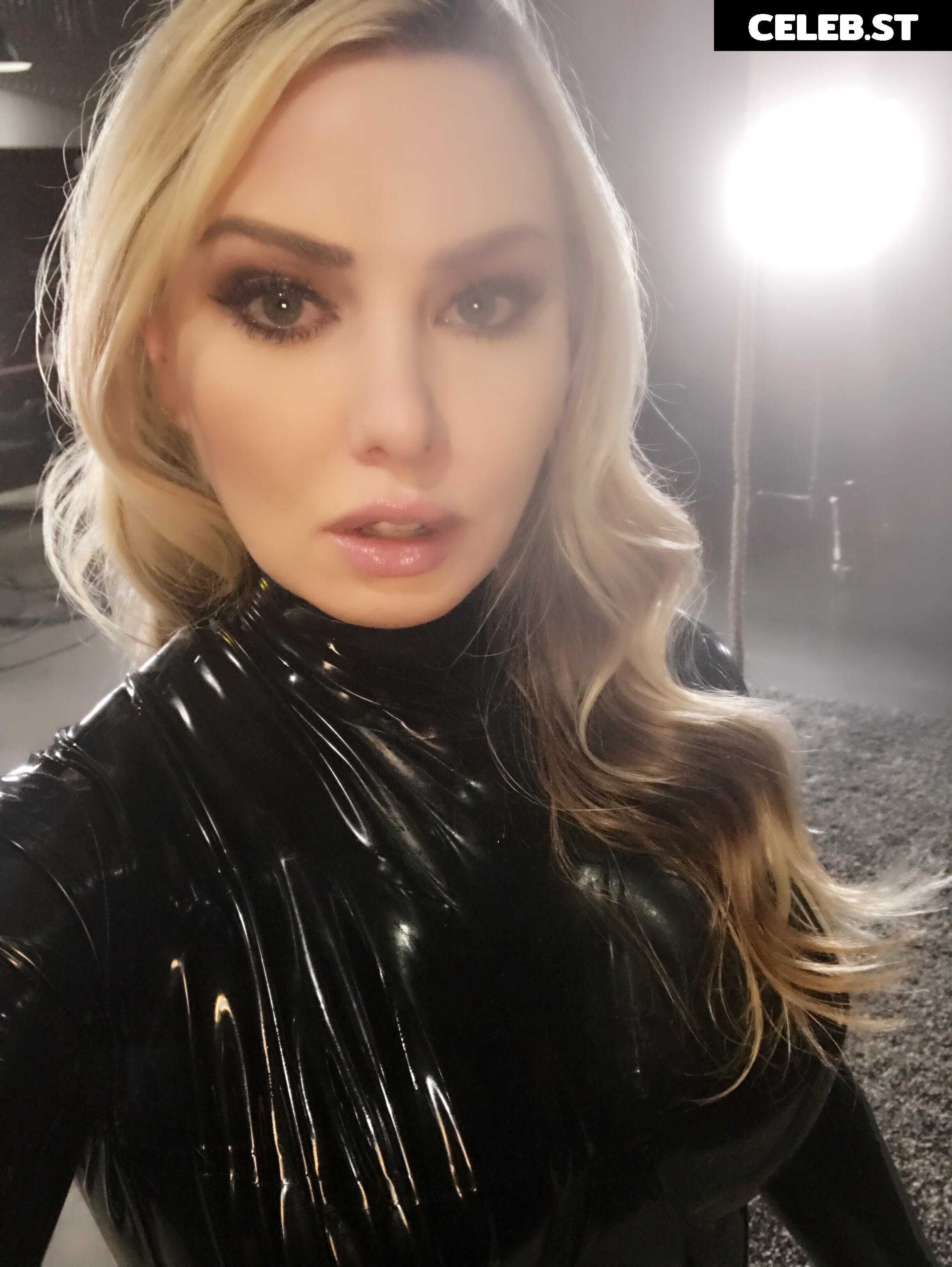 Lexi Sindel  / LexiSindel Image 12433367