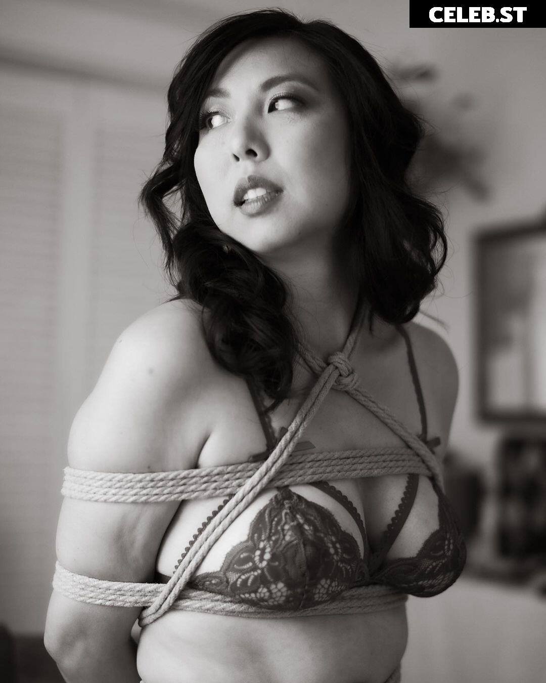 funnyrosie / outoftheboxrosie Image 12432838