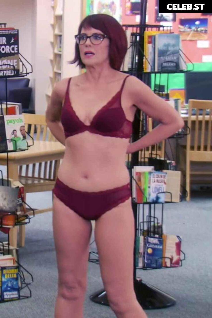 Megan Mullally Image 12432676